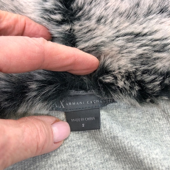 Armani Exchange Faux Fur Trimmed Belted Jacket S - Picture 8 of 10